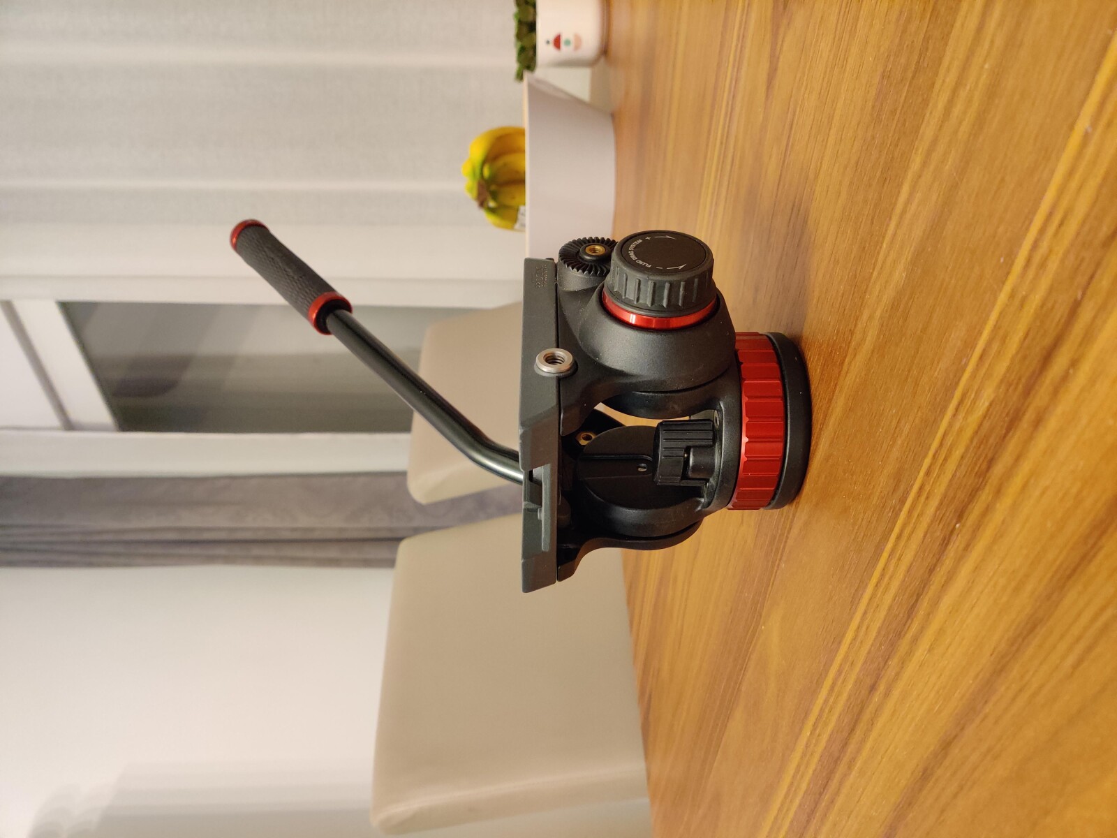 iFootage Sharkslider S1 + Tête fluide Manfrotto MVH502AH - Photo 2 sur 2