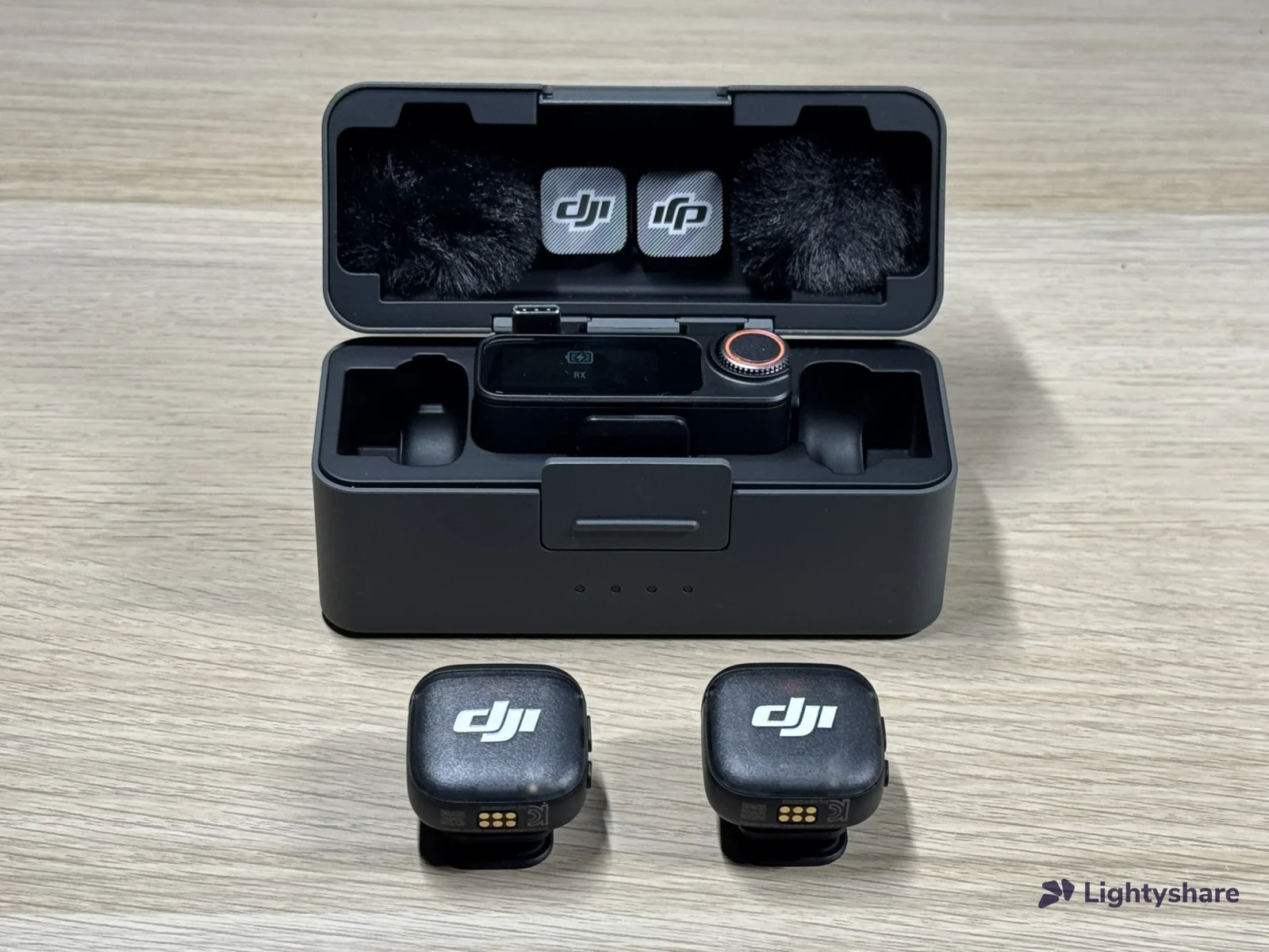 DJI Mic 3 (2 TX + 1 RX + Charging Case) - Photo 1 sur 4