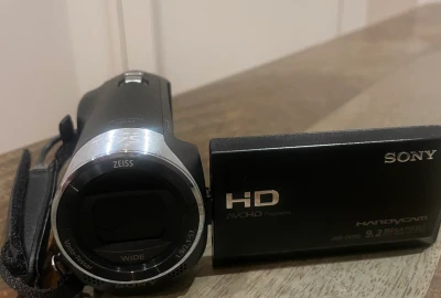 Location Sony HDR-CX240