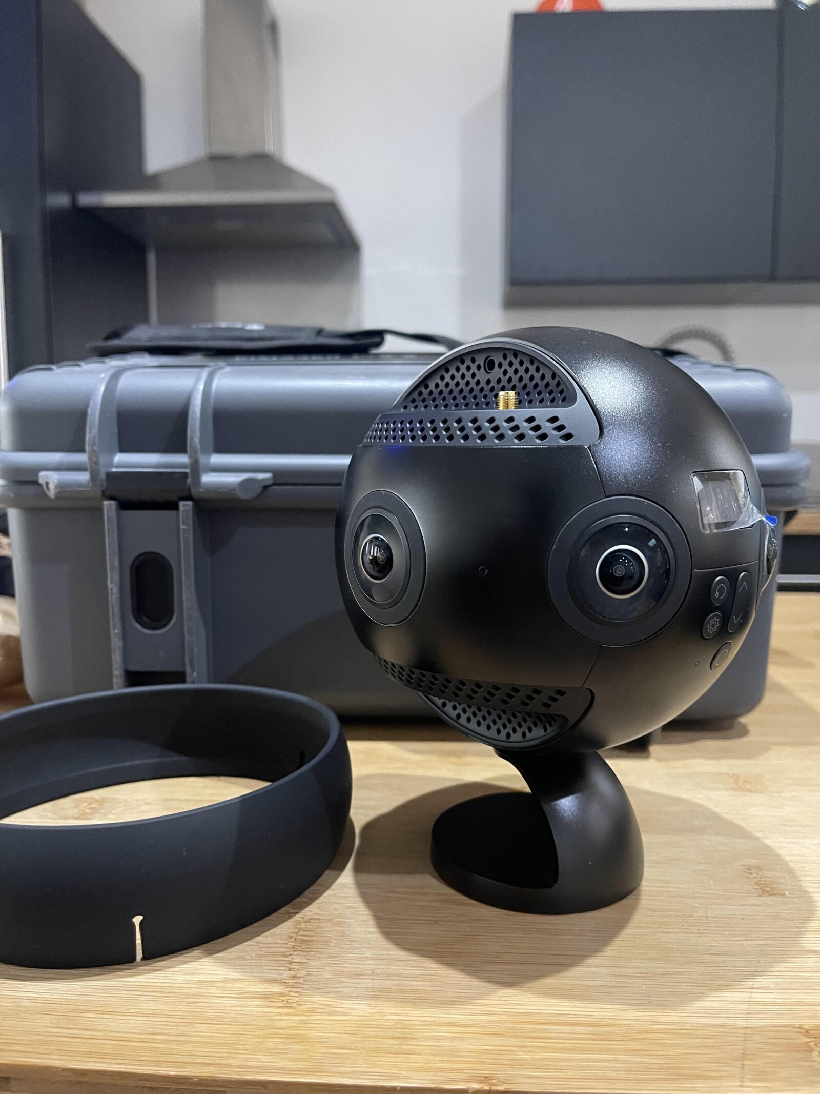 Insta360 Pro 2 - Photo 1 sur 5