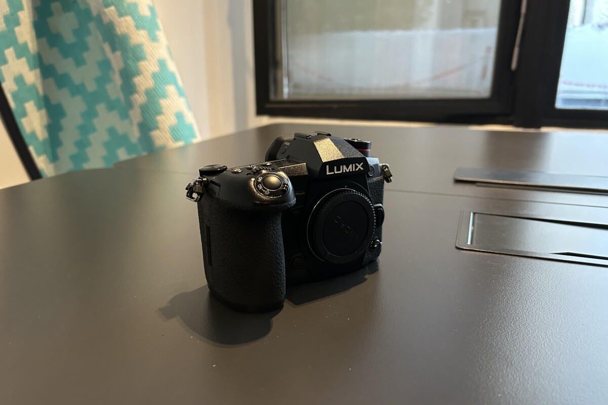 Location Pack Lumix G9 Optique 12-35mm f/2.8 + Trépied + Bague adaptation EF - Lightyshare