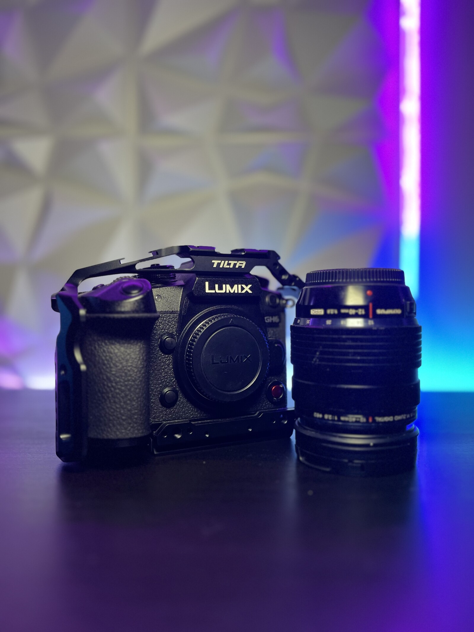 PANASONIC GH6 + Olympus 12-40mm f/2.8 - Photo 2 sur 2
