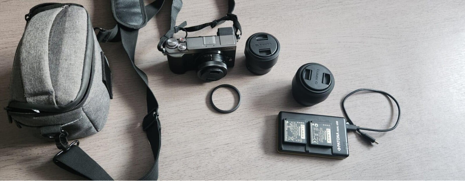 Panasonic Lumix Gx9 - Kit batterie, objectif et sacoche. - Photo 1 sur 1