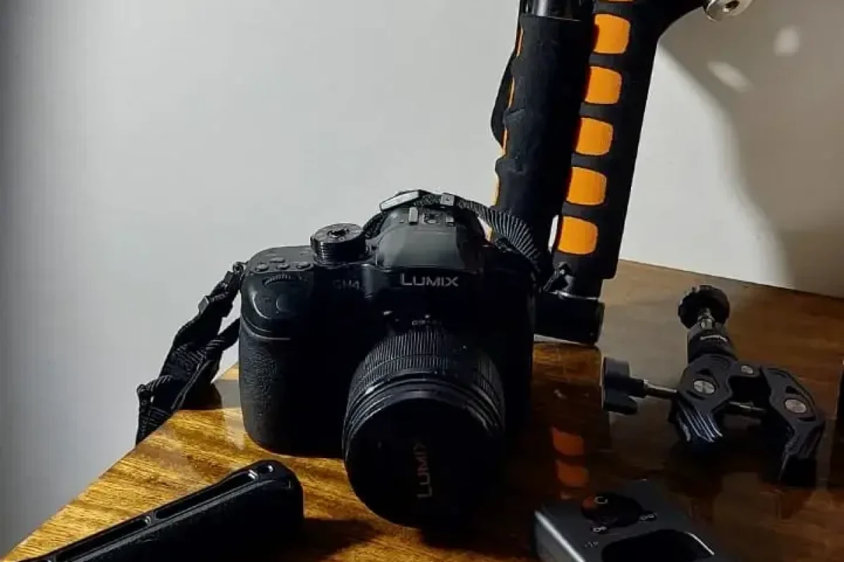 Rent Panasonic LUMIX GH4 - Lightyshare