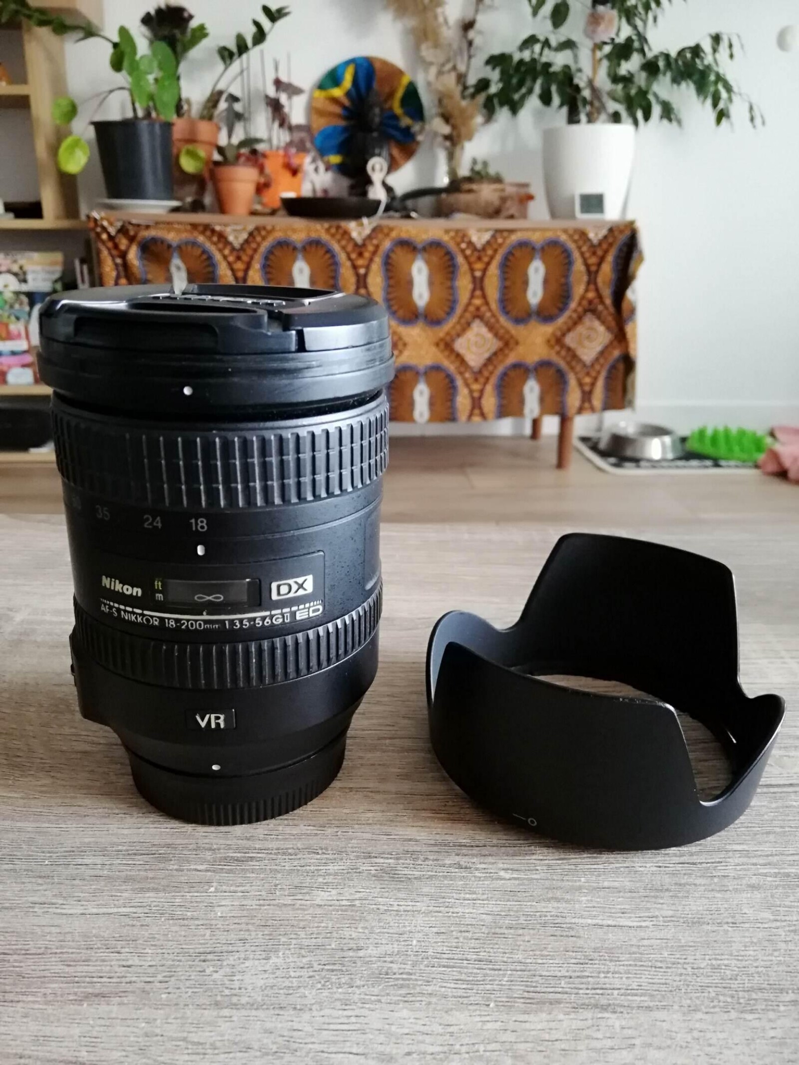 Objectif Nikon 18-200mm f/3,5 - 5.6 - Photo 2 sur 2
