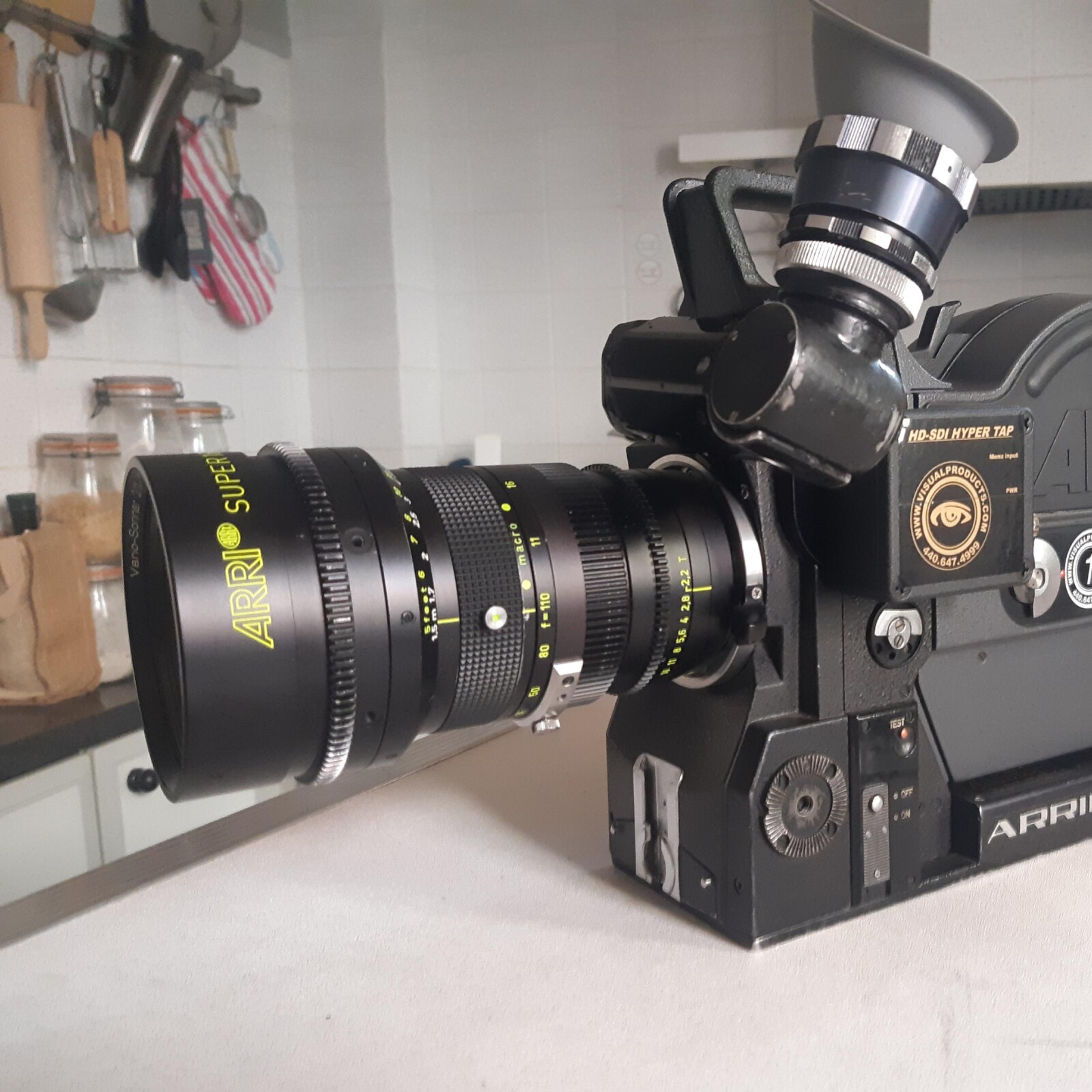 ARRI Zeiss Super16 11-110 T2.2 - Photo 1 sur 1