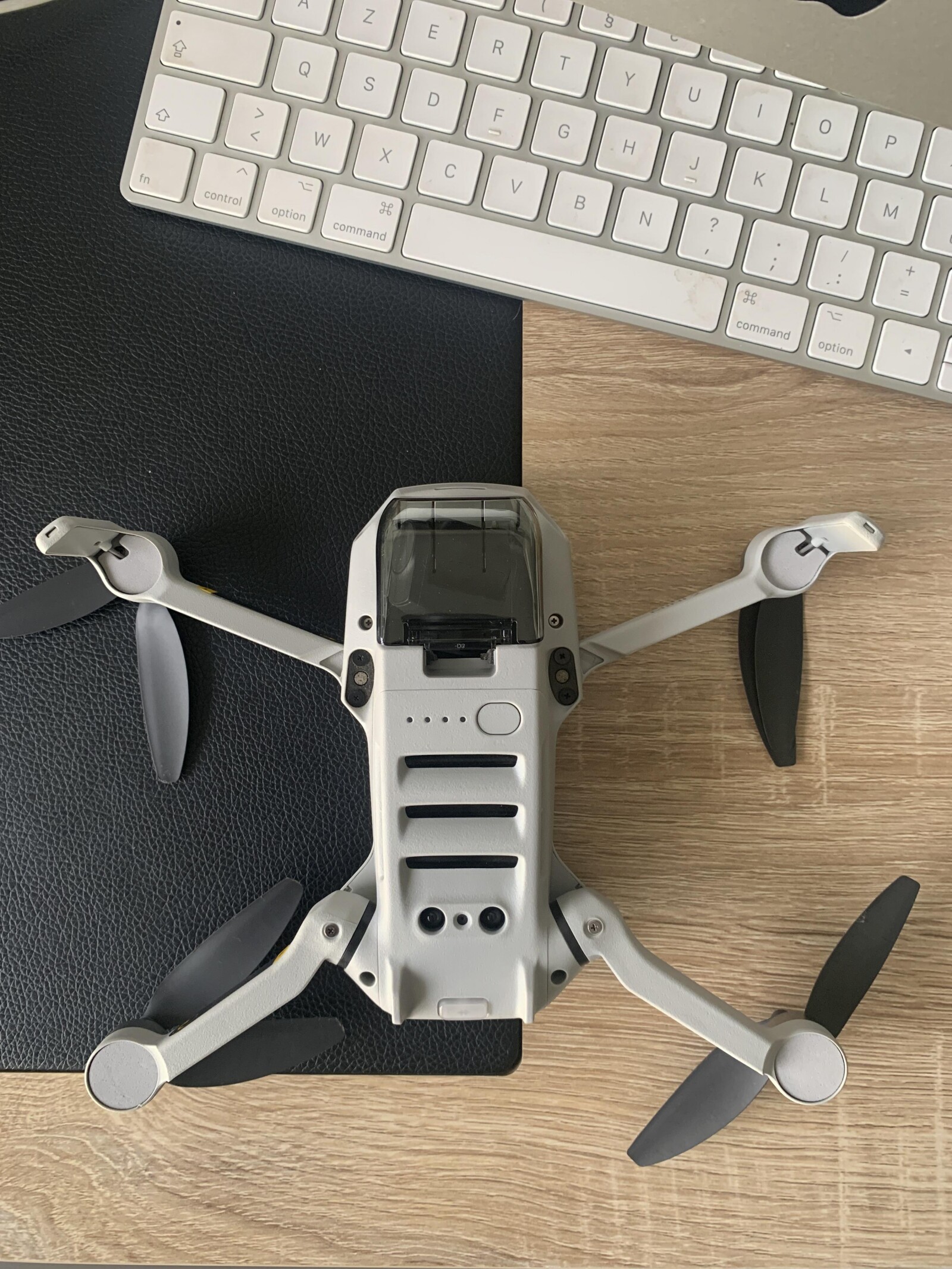 DJI Mini 2 - Photo 3 sur 9