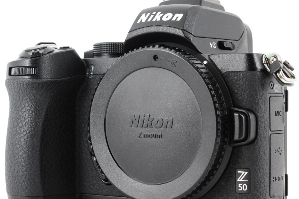 Location Nikon Z50 avec objectif de kit (16-50mm) - Lightyshare