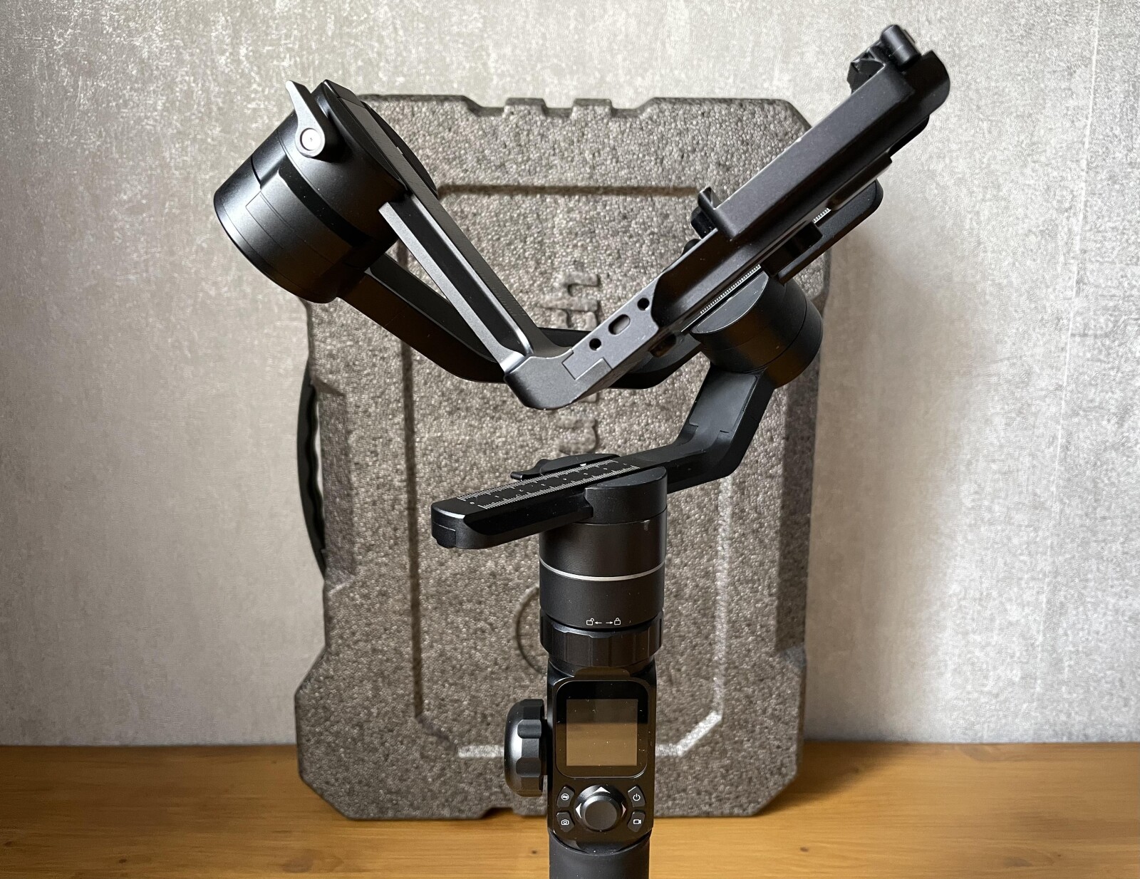 Stabilisateur Feiyu Tech AK4000 - Photo 3 sur 4