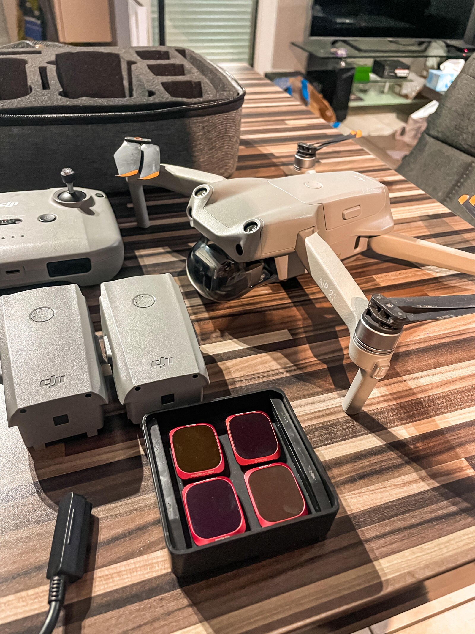 DJI Air 2s + Pack Fly More Combo - Photo 2 sur 5