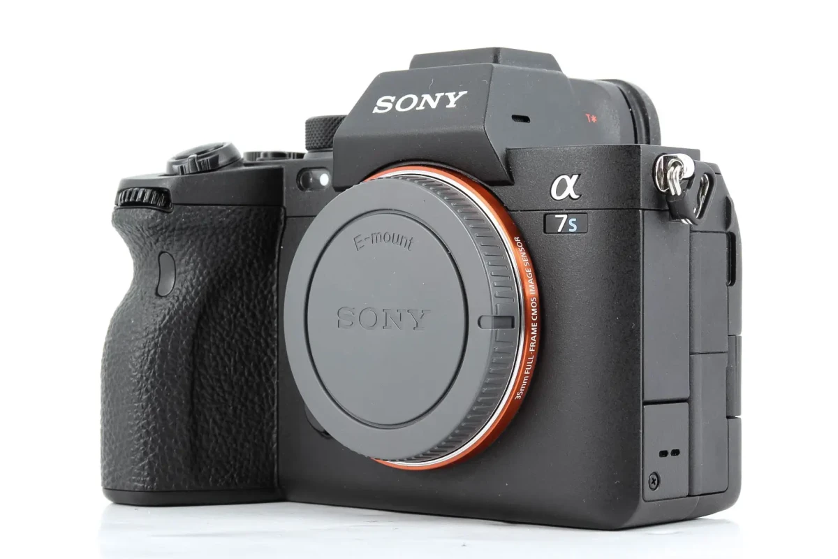 Location Sony Alpha 7S3 - Lightyshare