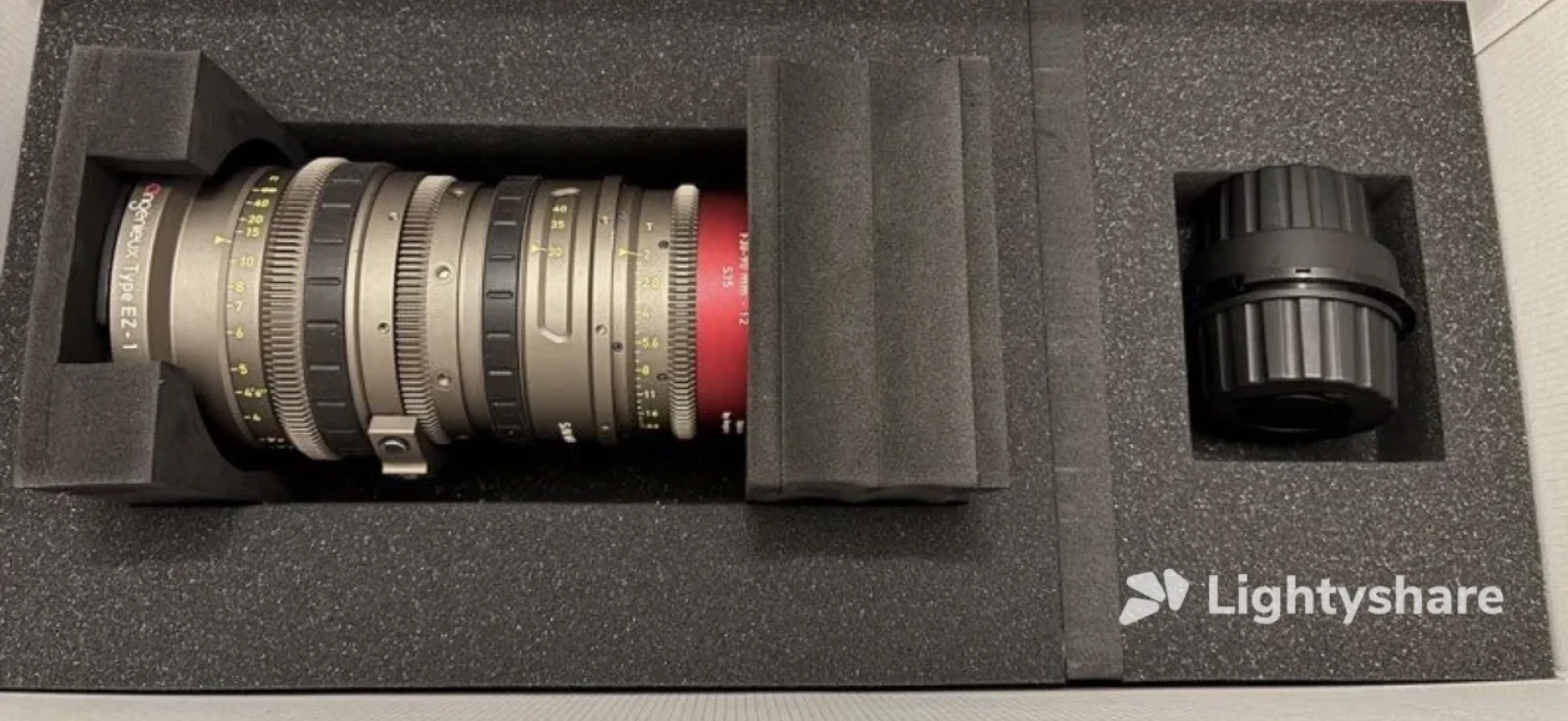 Angénieux EZ-1 30-90mm T.2 (S35) ou 45-135mm T.3 (FF) PL - Photo 2 sur 2