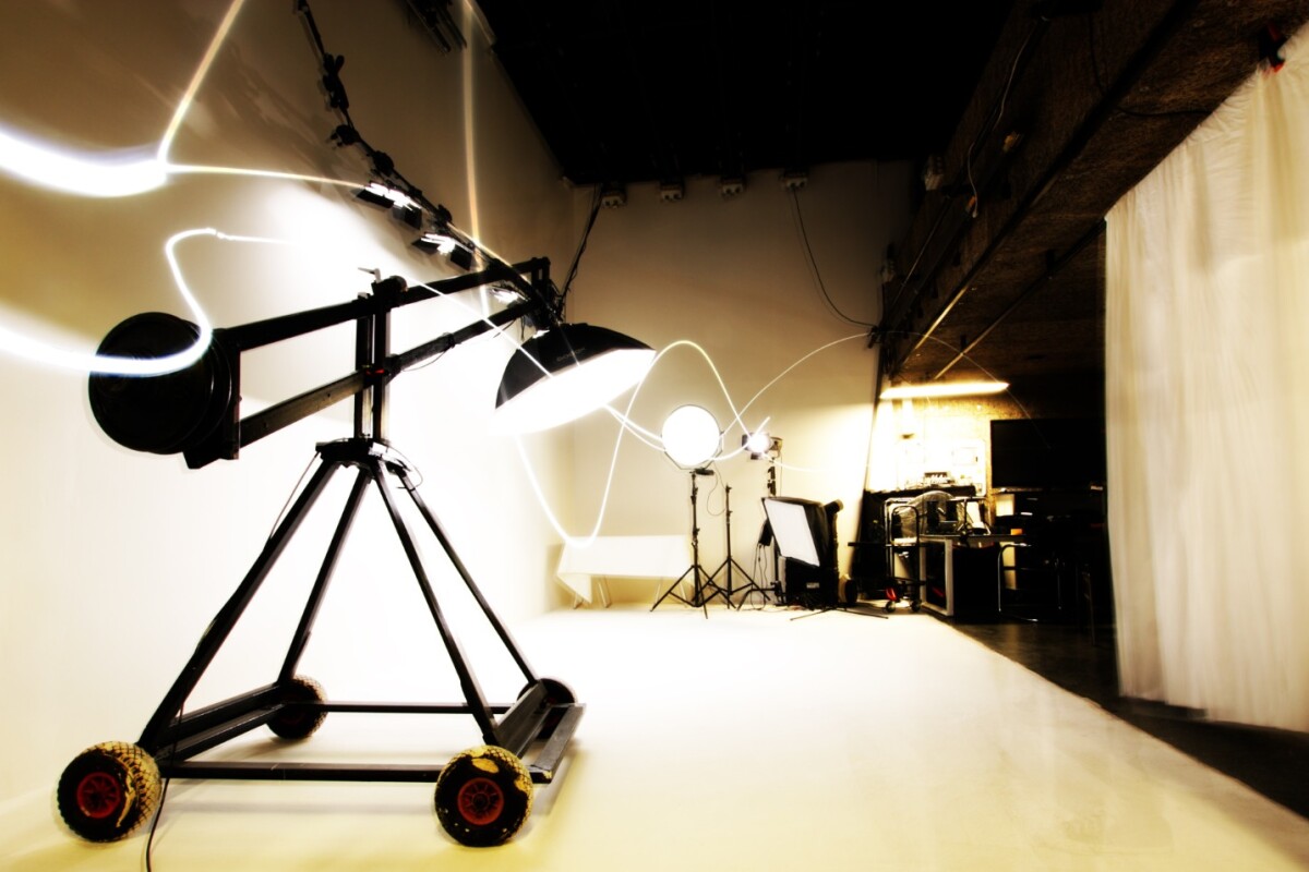 Location STUDIO MOLIERE Studio Image/Video - Lightyshare