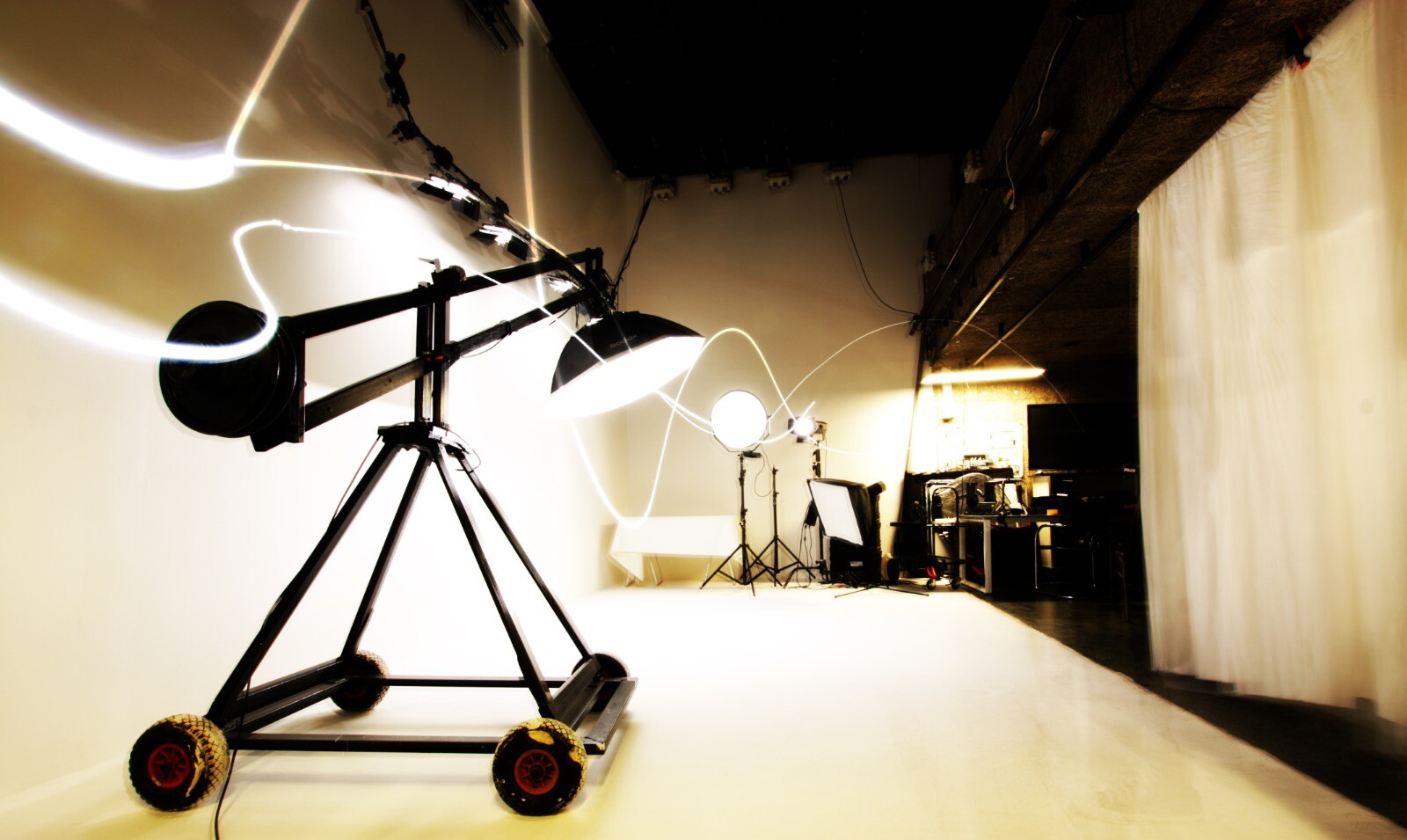 STUDIO MOLIERE Studio Image/Video - Photo 1 sur 5