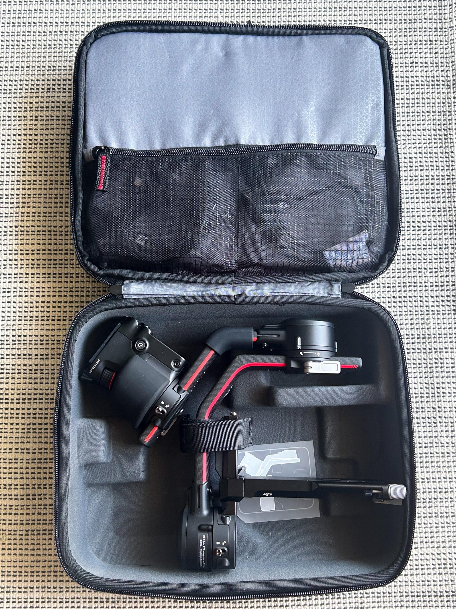 DJI RS2 Pro Combo - Photo 5 sur 9
