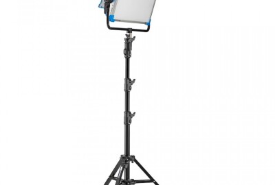 Location Avenger A1020B Combo Stand