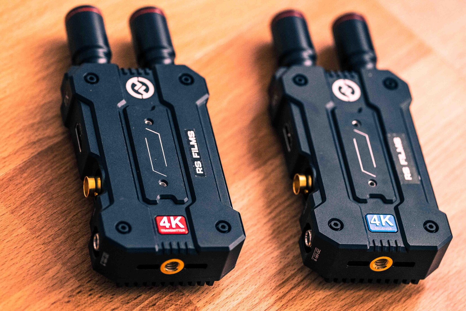 KIT VIDEO HF HOLLYLAND MARS 4K + 2 BATTERIES + 2 HDMIs - Photo 1 sur 7