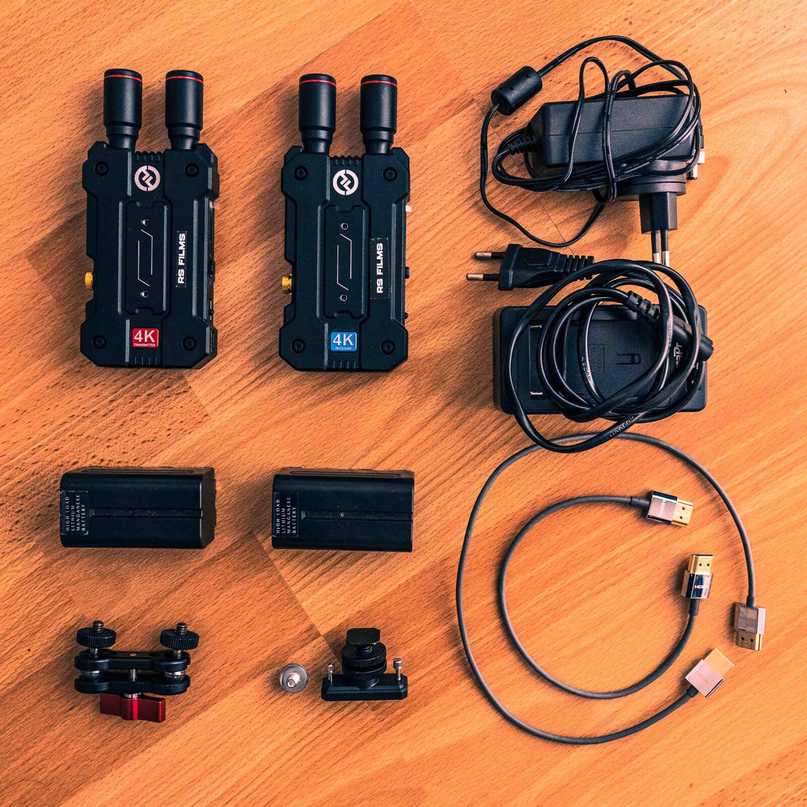 KIT VIDEO HF HOLLYLAND MARS 4K + 2 BATTERIES + 2 HDMIs - Photo 2 sur 7