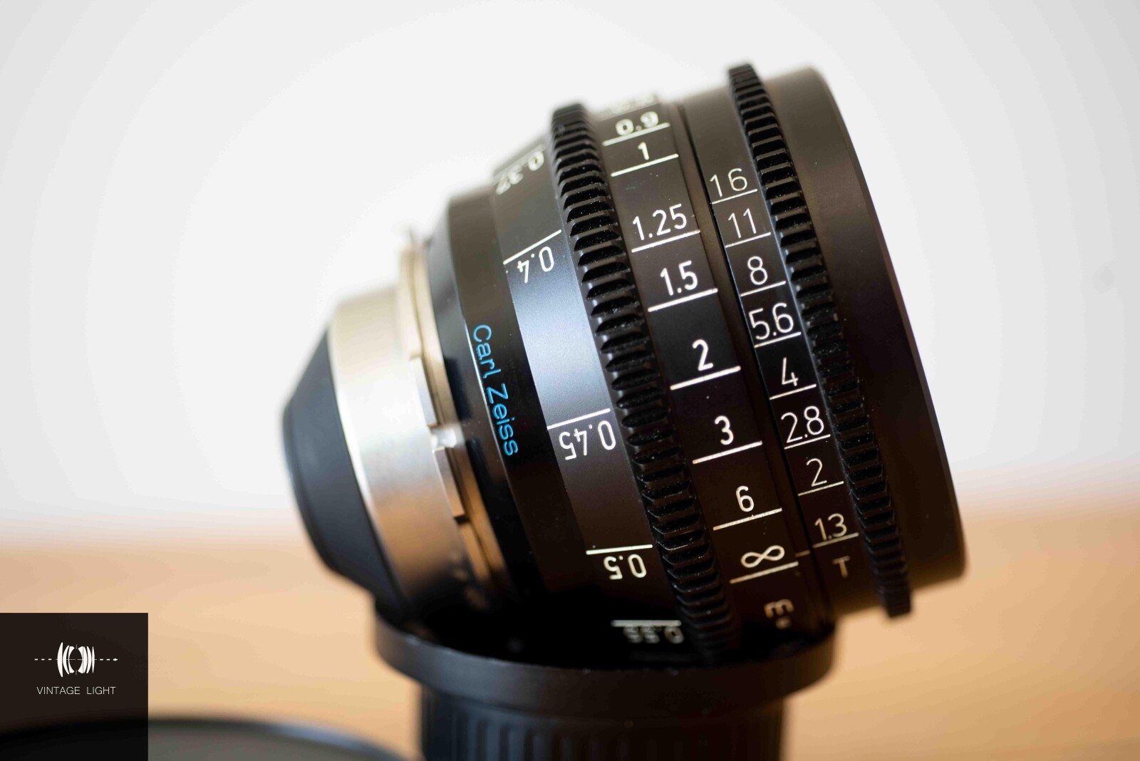 Zeiss Super Speed 35mm T/1.3 PL - Photo 4 sur 6