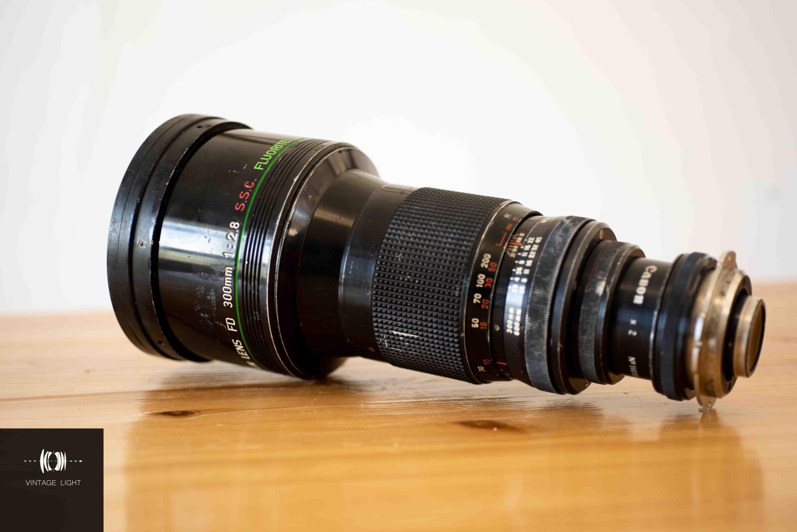 Canon 300mm F/2.8 SSC PL Mount (extender x2) - Photo 1 sur 5