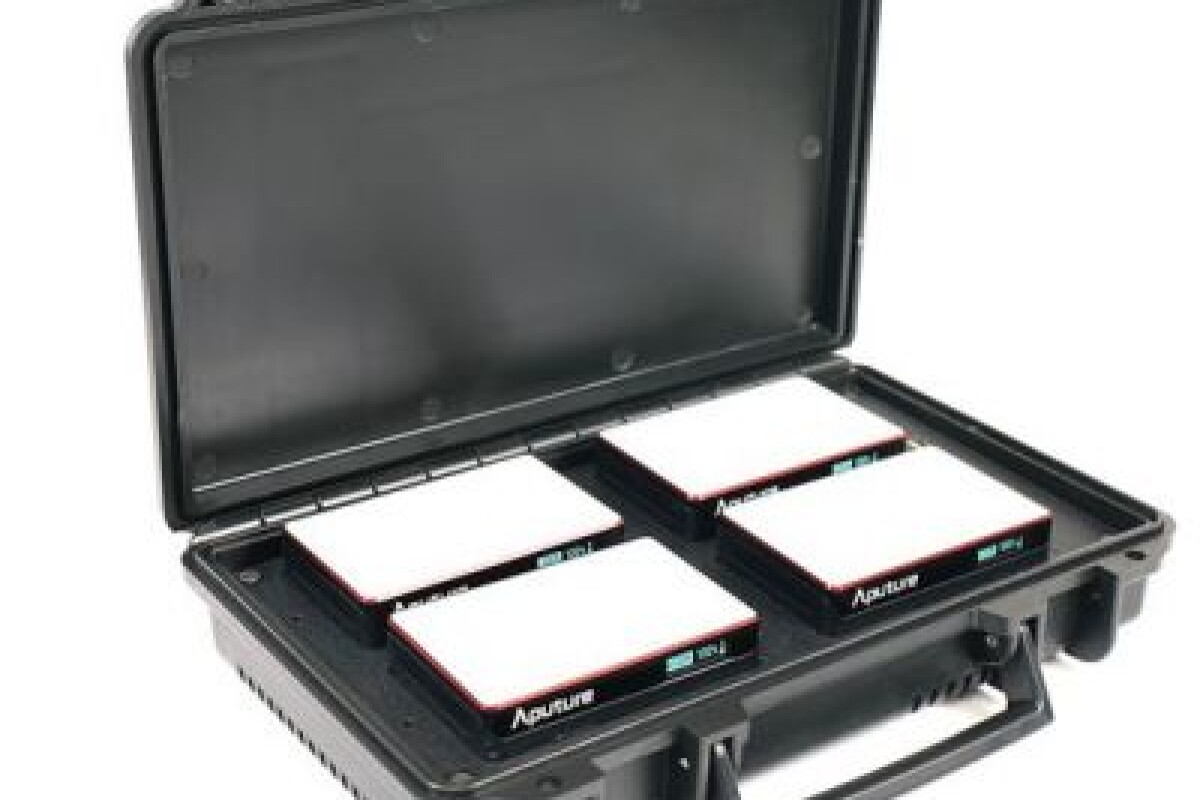 Location Aputure MC 4-Light Travel Kit - Lightyshare