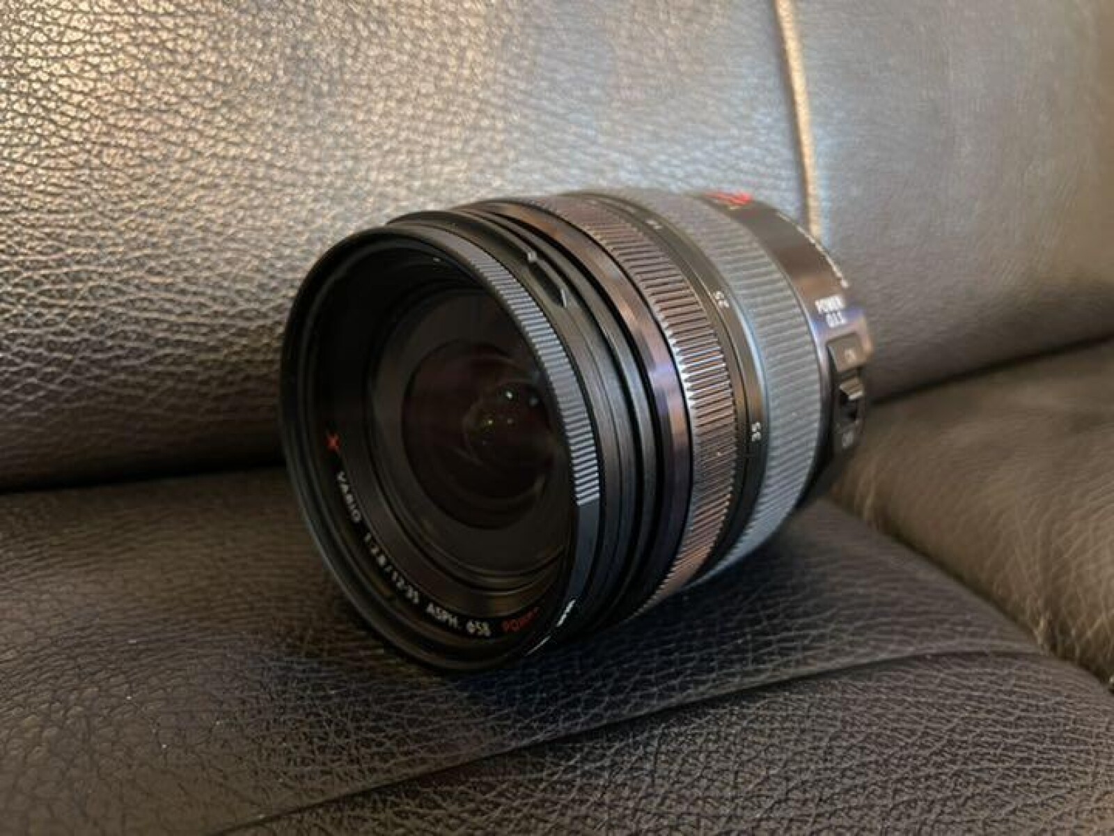 Panasonic 12-35mm F2.8  - Photo 1 sur 2