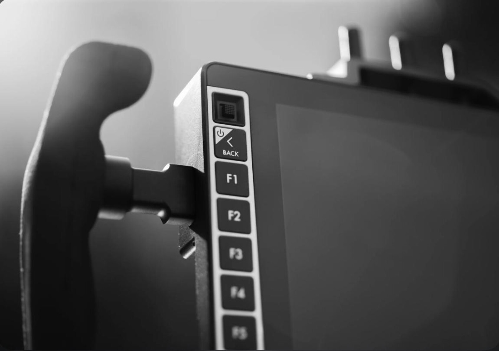 SmallHD 703 BOLT V-LOCK Ultra Bright - Photo 1 sur 4