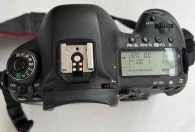 Location Canon 5D mark IV + 2 chargeurs