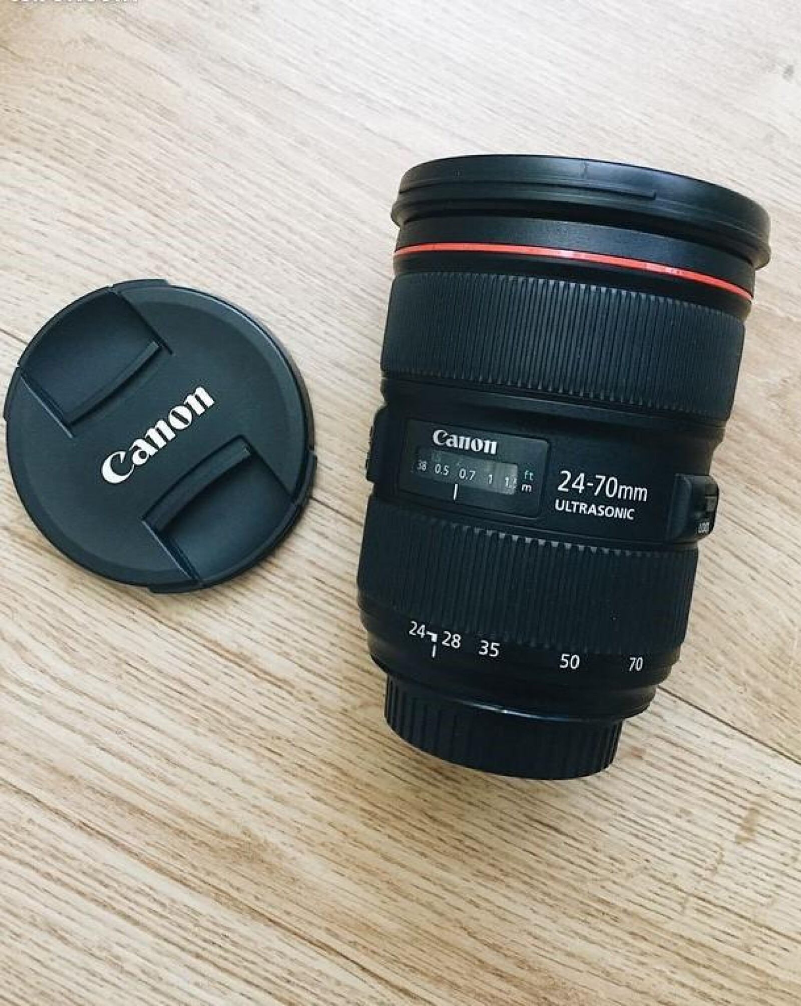 Canon EF 24-70mm f/2.8L II USM - Photo 2 sur 2