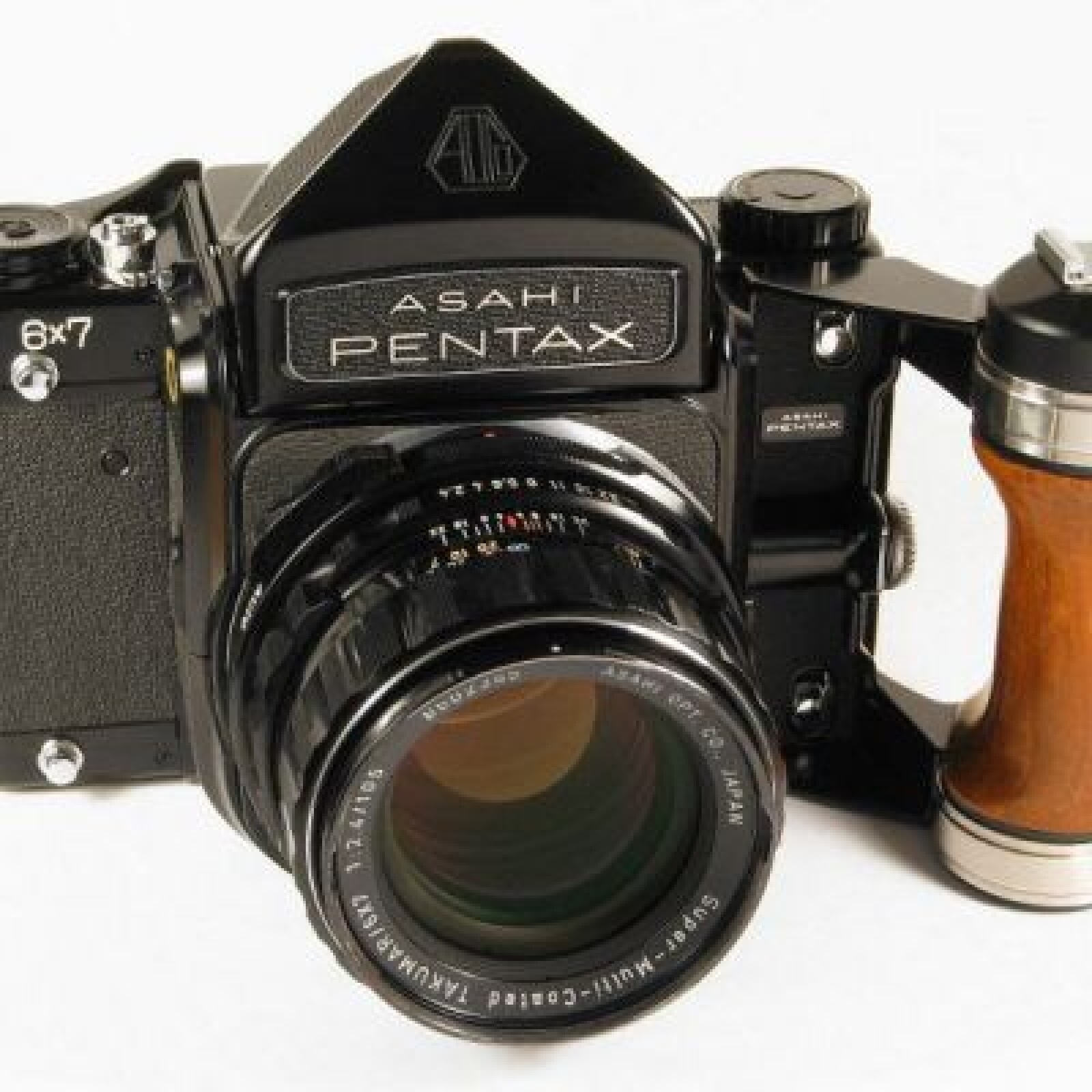 PENTAX 6x7 moyen format + objectif pentax 90mm f/2.8 + poignée bois - Photo 1 sur 1