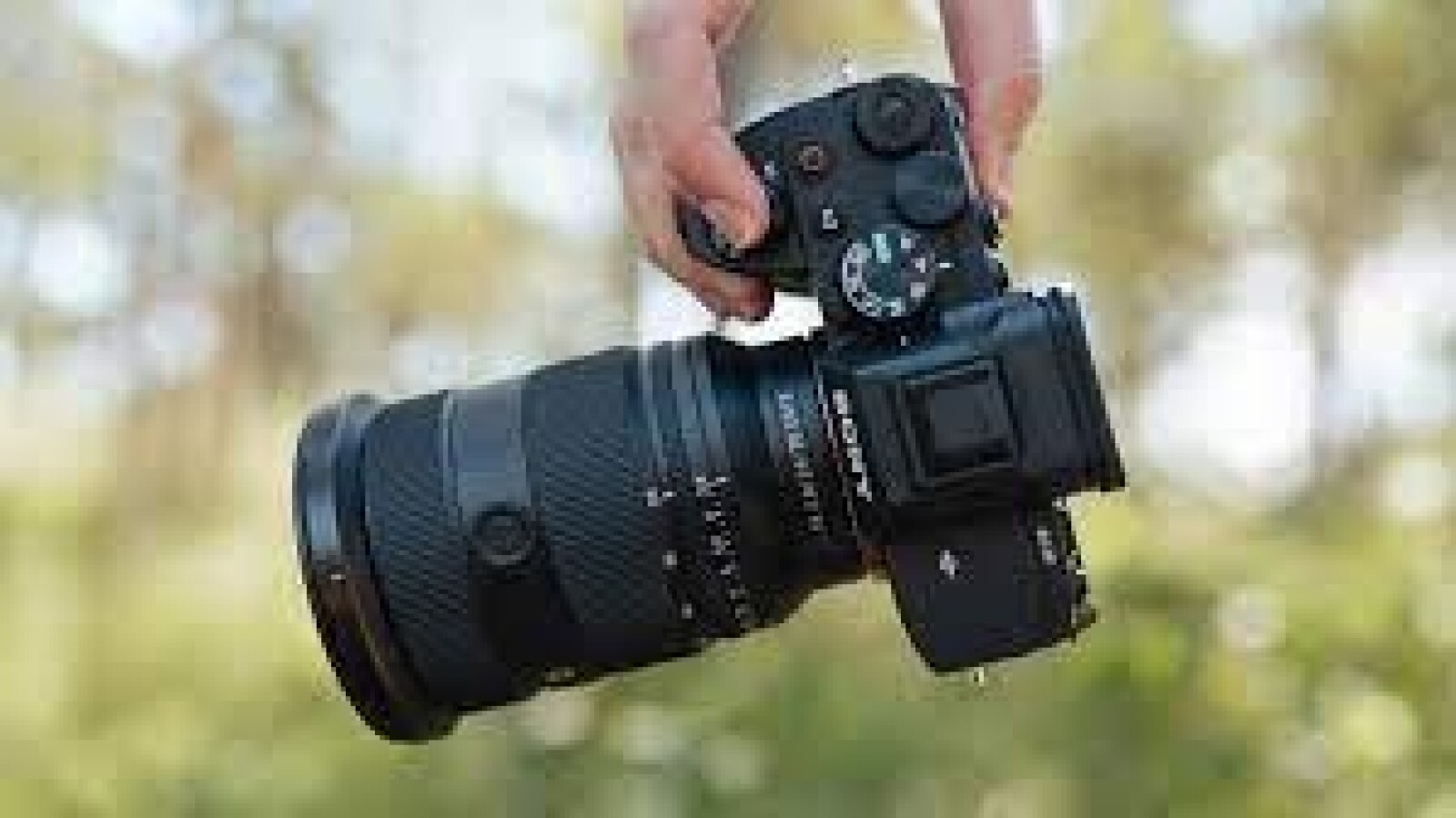 Pack tournage Sony A7III + Sony 24-70 mm f/2.8 GM - Photo 2 sur 3