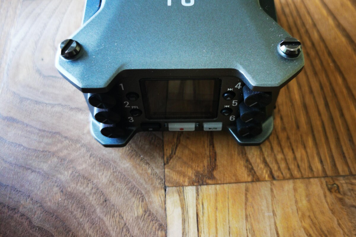 Location Zoom F6 enregistreur 32 bit flottants - Lightyshare