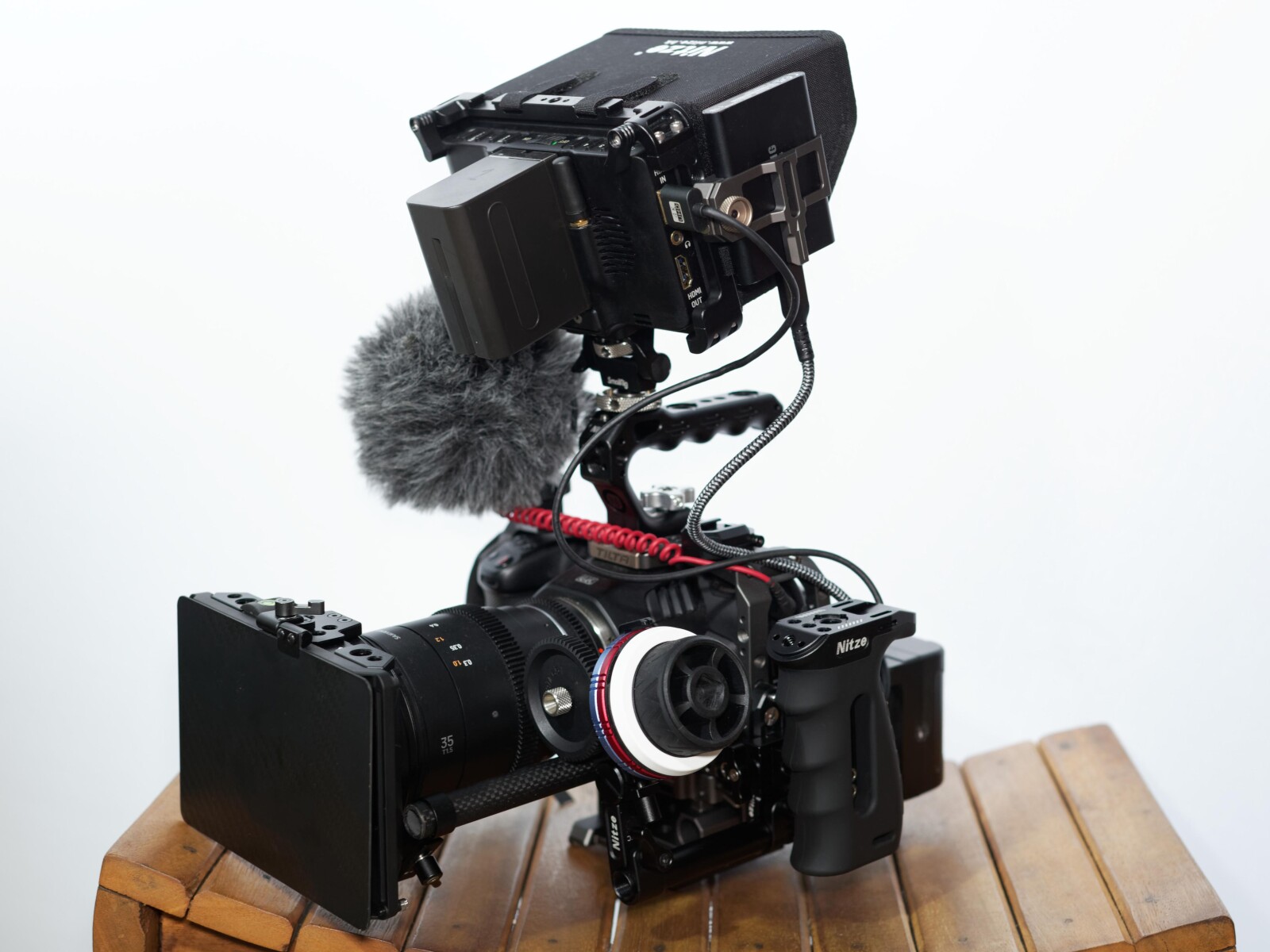 Pack Blackmagic 6K avec un objectif - Photo 1 sur 4