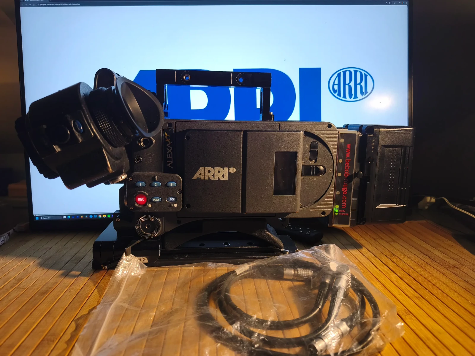 ARRI Alexa XT Plus - Photo 2 sur 6