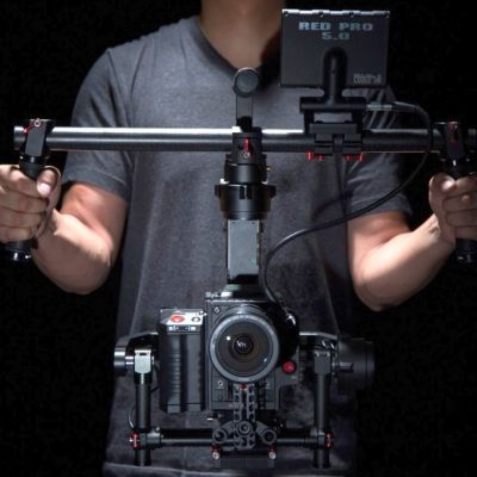 Stabilisateur nacelle gyroscopique 3 axes motorisé Dji Ronin L / 1 classique - Photo 1 sur 5