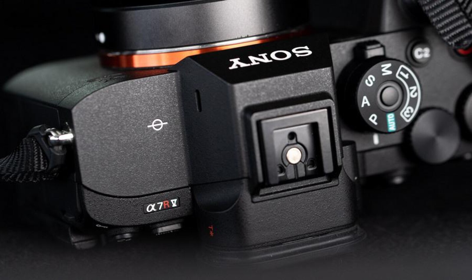 Sony A7r V, 61 MP, vidéo 8k, écran tout orientable, autofocus et stabilisation améliorés. - Photo 2 sur 2