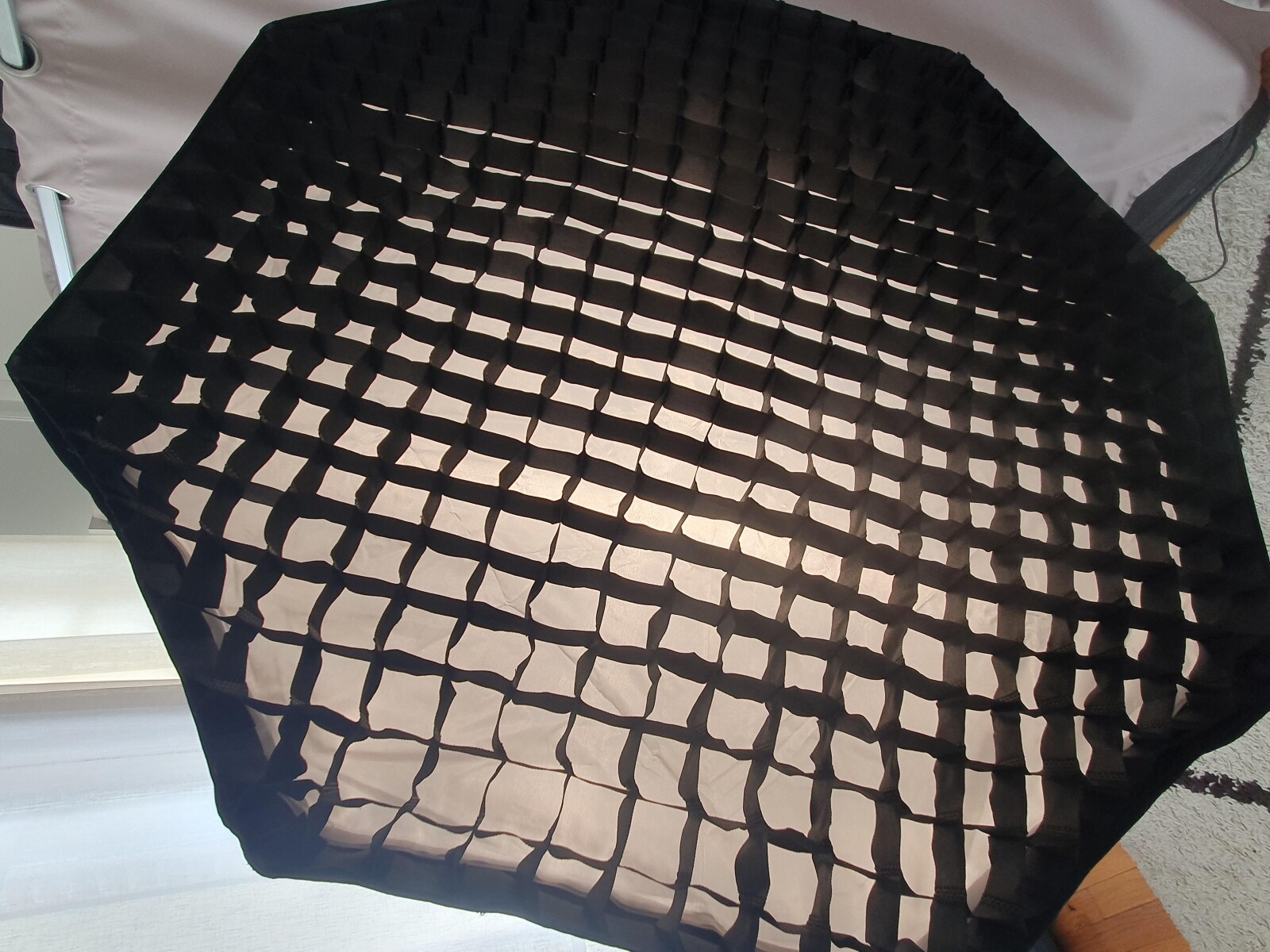 Aputure Amaran 200x + trepied +. softbox 120cm + lightbox 80cm - Photo 4 sur 6