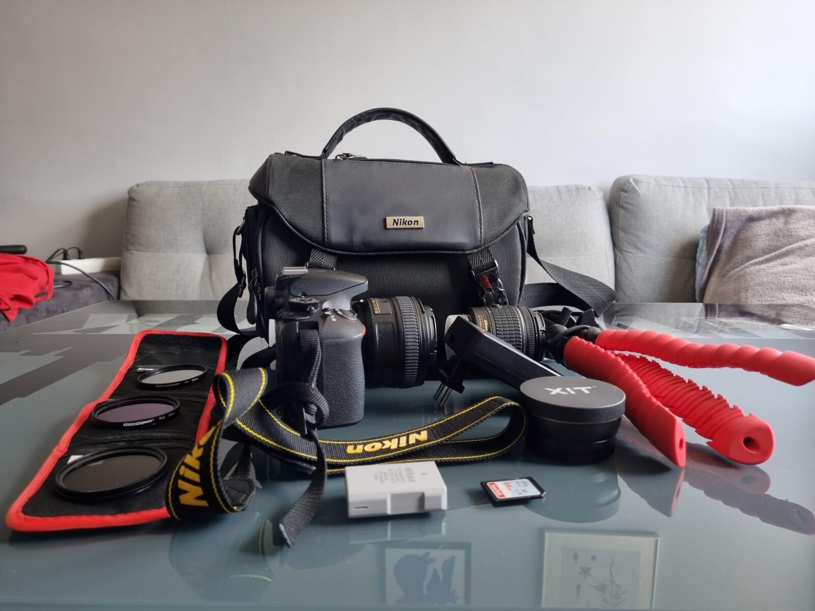Nikon D3500 + Objectifs - Photo 2 sur 2