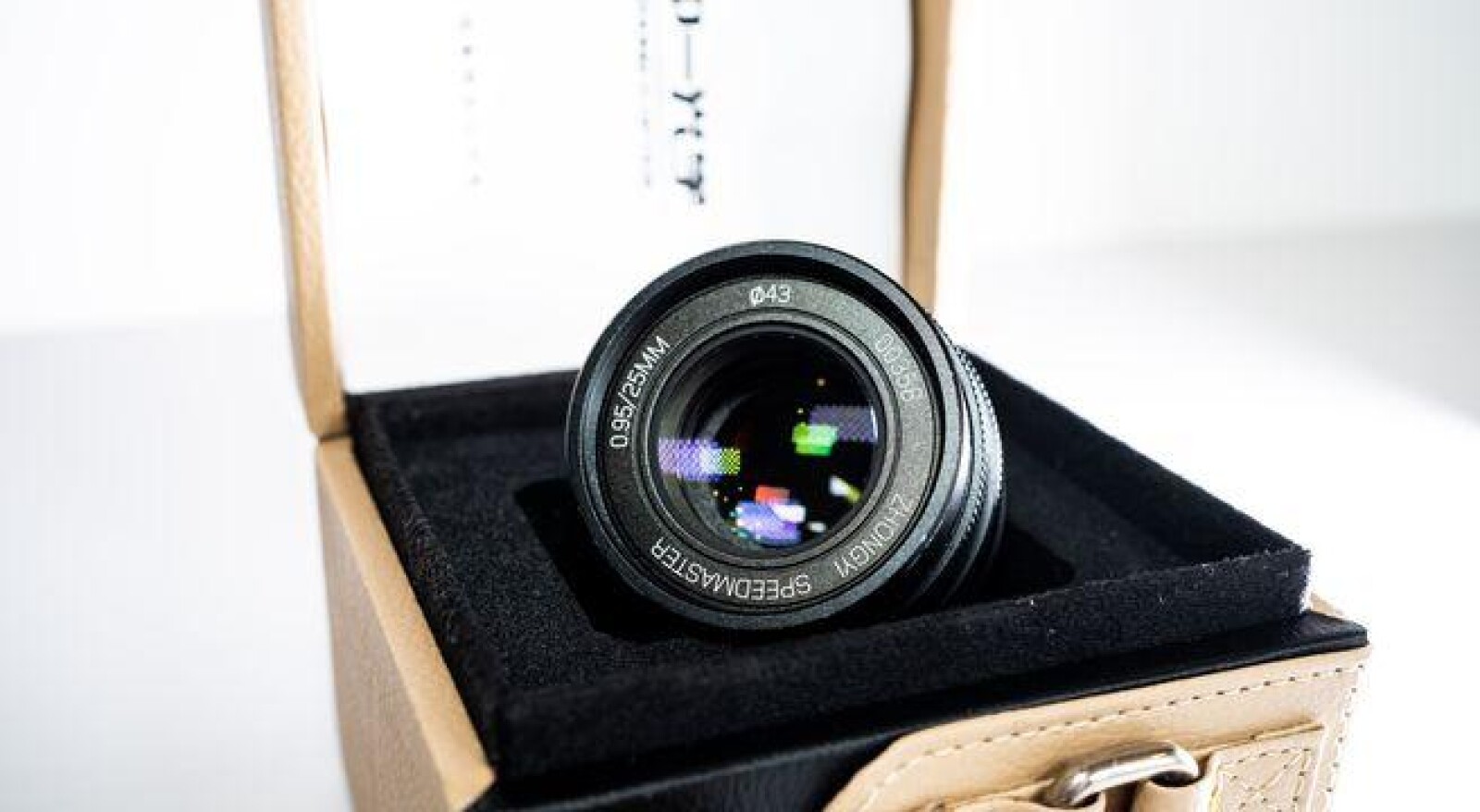 MITAKON 25mm F0.95 - Photo 2 sur 3