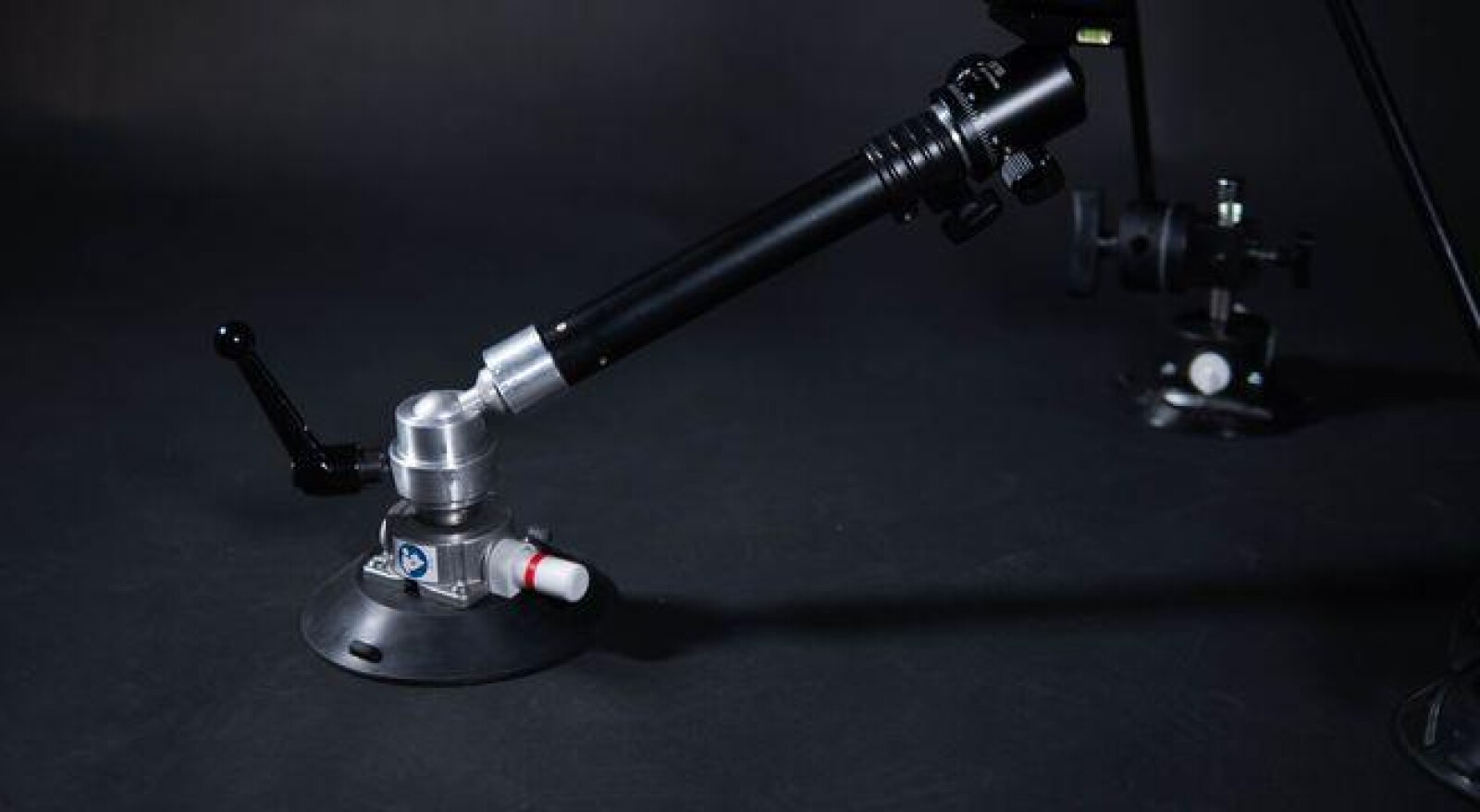 Ventouses voiture - Matthews Pro mount system + Magic riser - 12Kg - Photo 2 sur 6