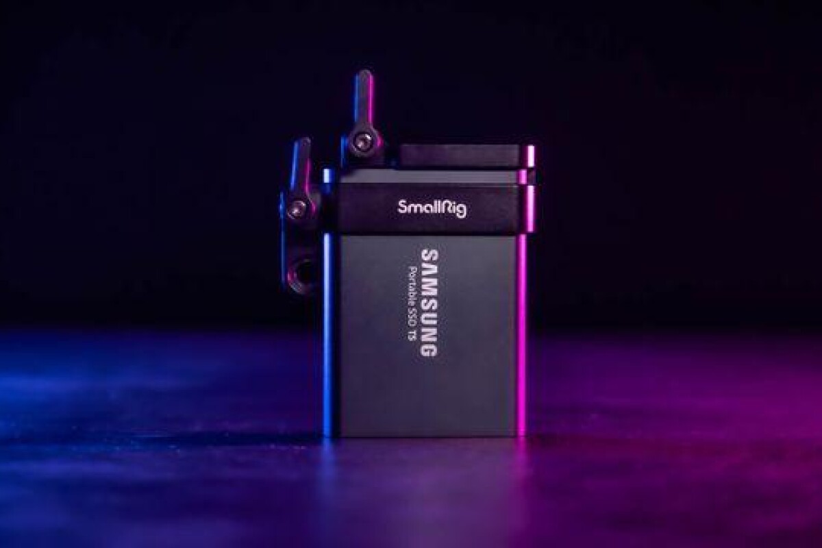 Location Disque SSD Externe 2 To - Enregistreur pour Moniteur Blackmagic ou GH6 - Lightyshare