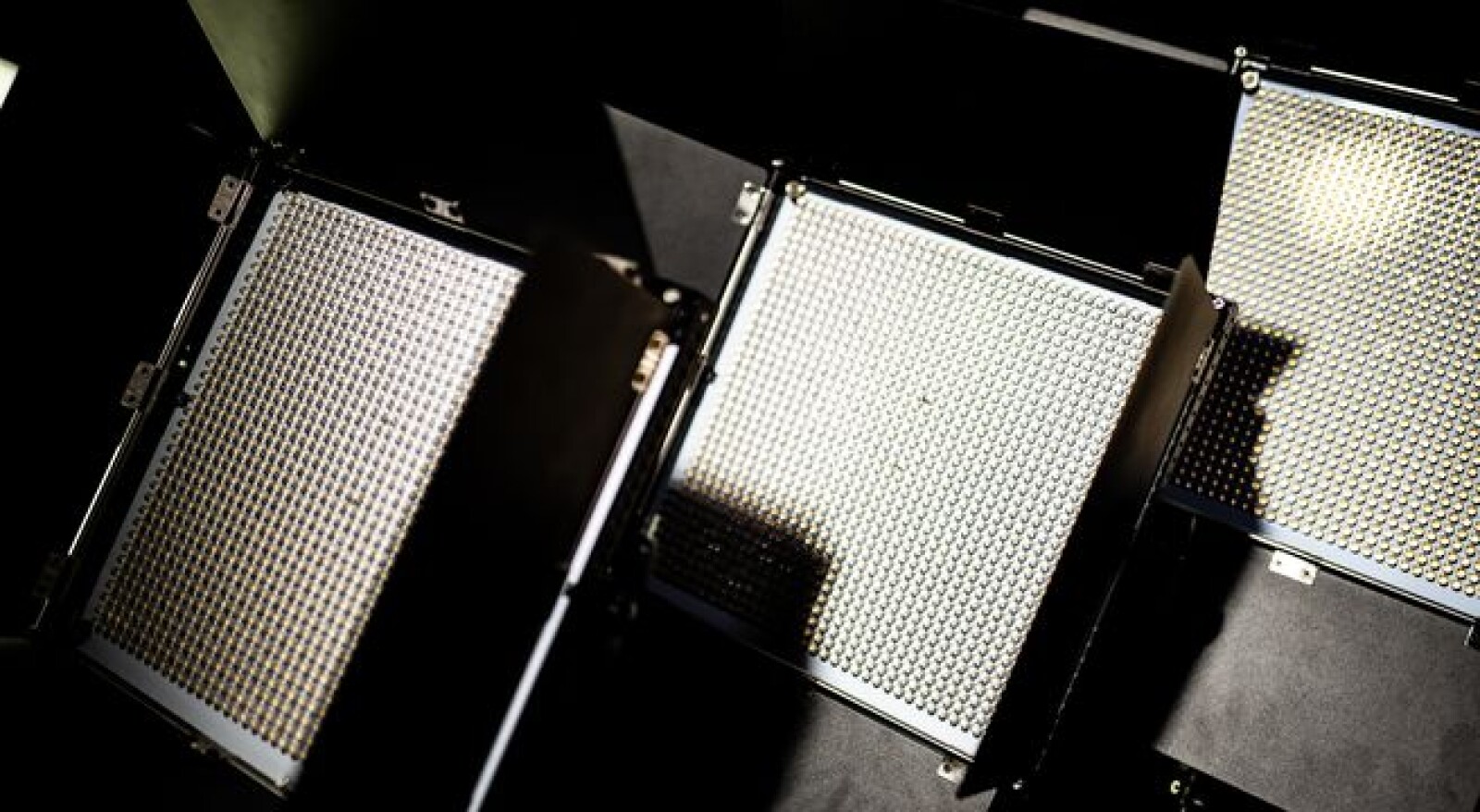 Panneaux LED Pixel K90s x 3 - Photo 4 sur 5