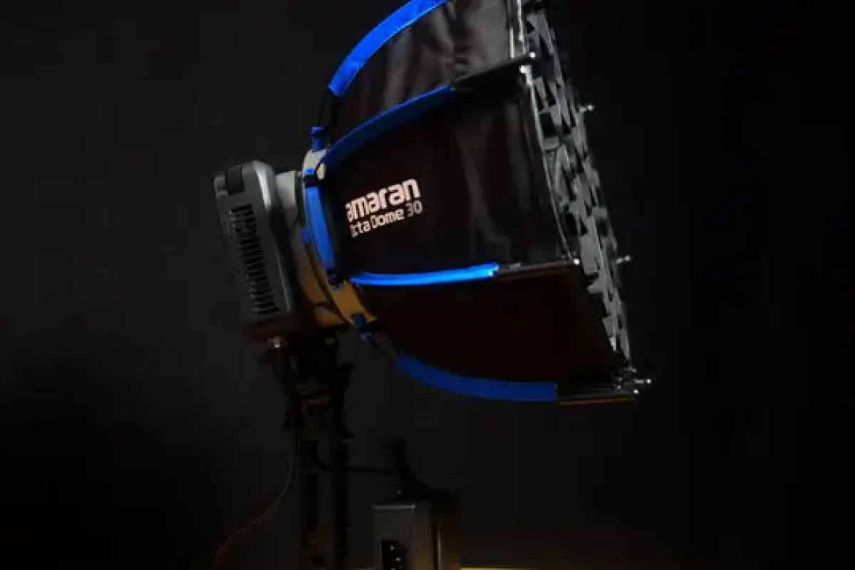 Location Amaran Ray 120C - Lightyshare