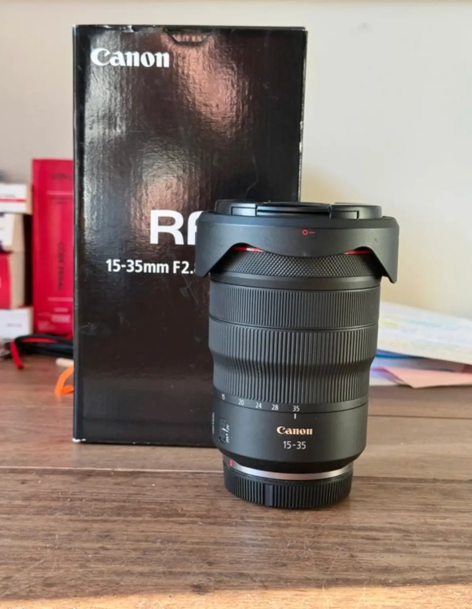 Canon RF 15-35mm f/2.8 L IS USM - Photo 1 sur 3