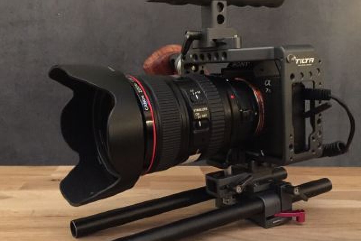 Location SONY A7S2 , 7SII, CAGE TILTA, OBJECTIF 24-105 - Lightyshare