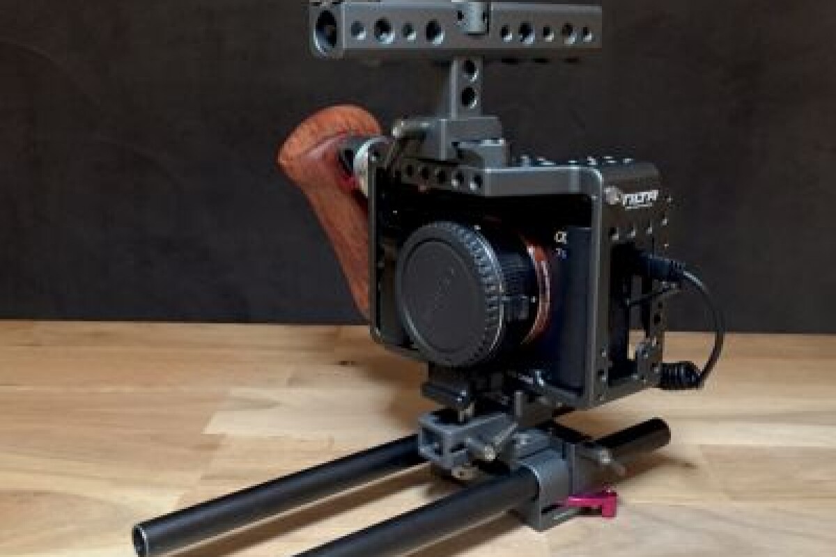 Location ALPHA 7S2,  7SII , NU & BAGUE EF & CAGE TILTA - Lightyshare