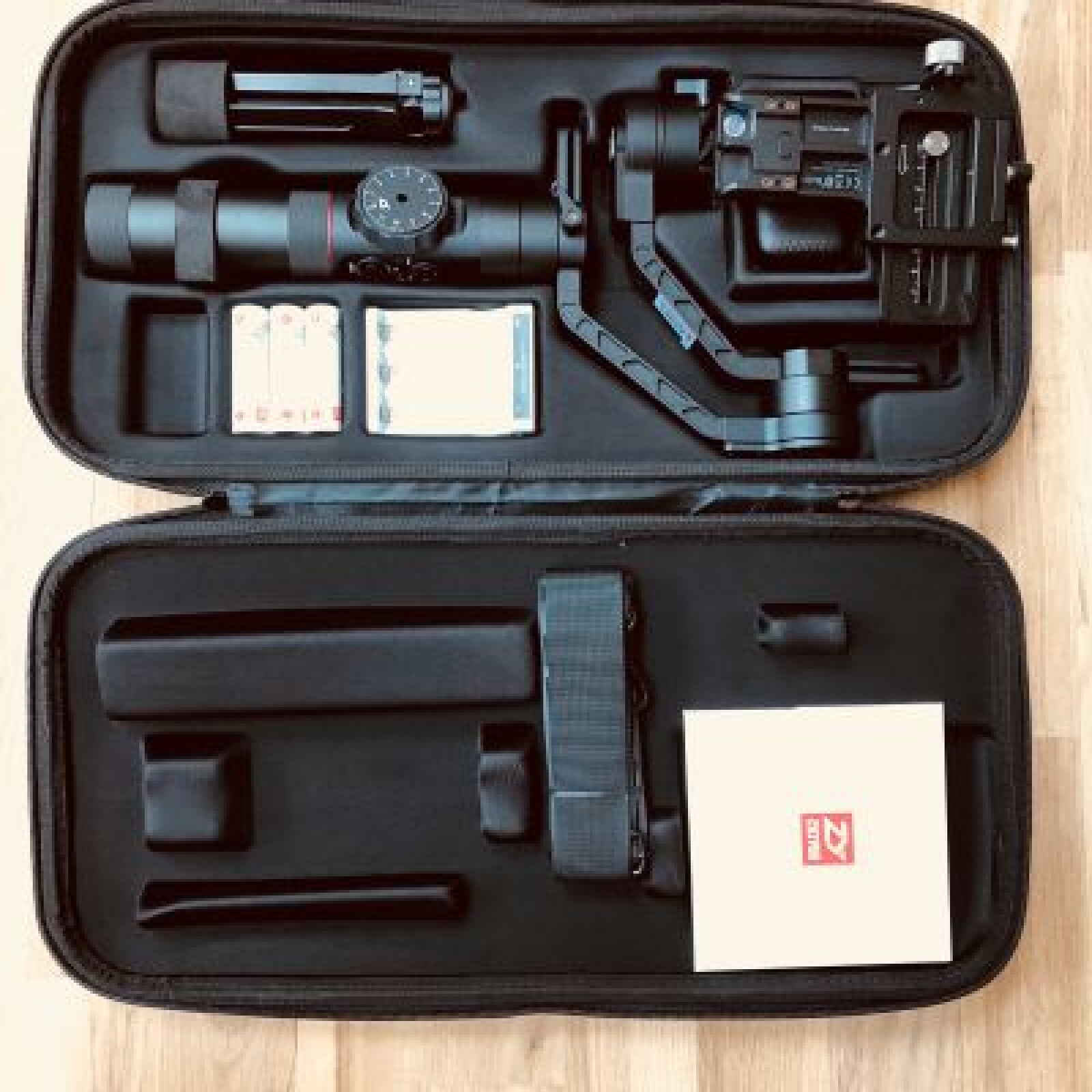 Stabilisateur Zhiyun Crane 2 - Photo 4 sur 5