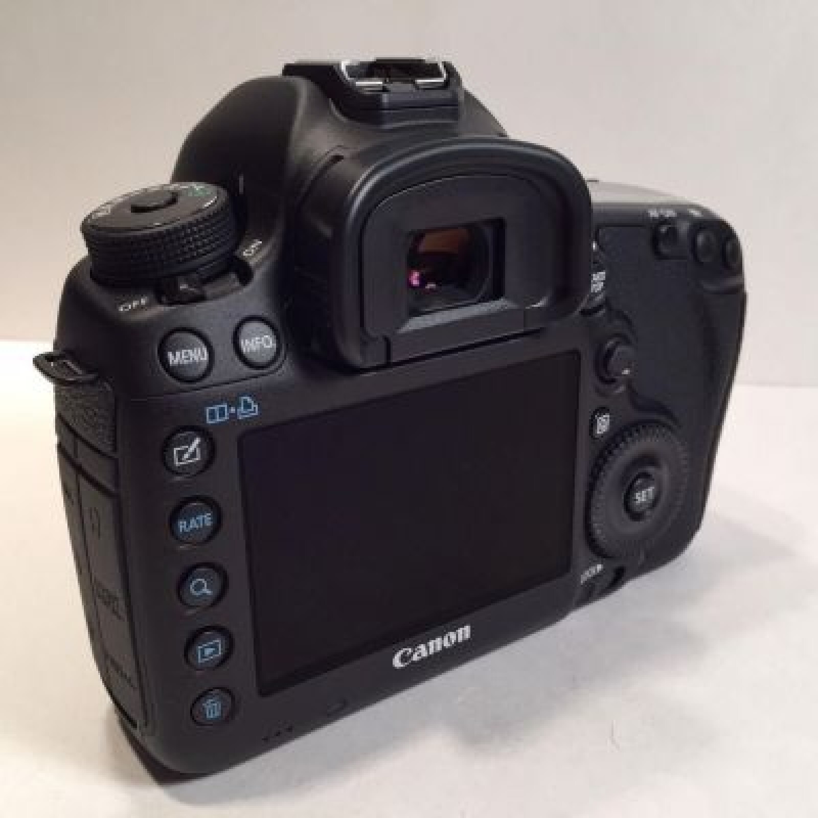 Camera Canon 5D Mark III - Photo 1 sur 1