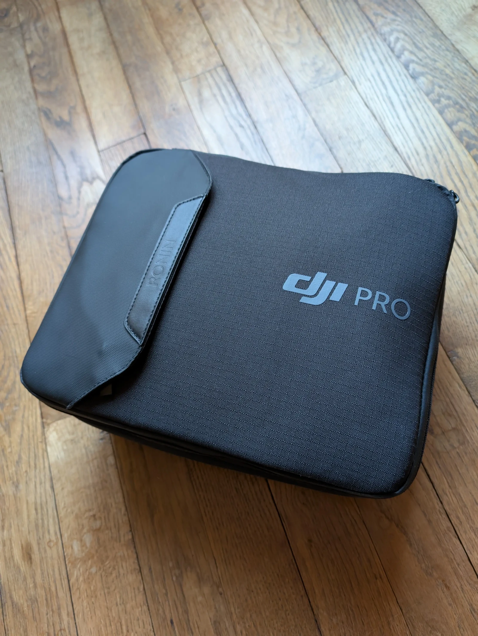 DJI RS 2 Pro Combo - Photo 4 sur 4