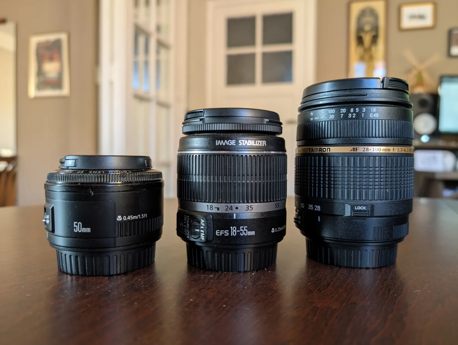 Pack Blackmagic Pocket Cinema Camera 6K Pro + Pied + Optiques - Photo 3 sur 3